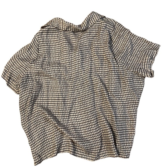 DISSH Geo Vacation Beige Top Size 8 - Picture 2 of 4